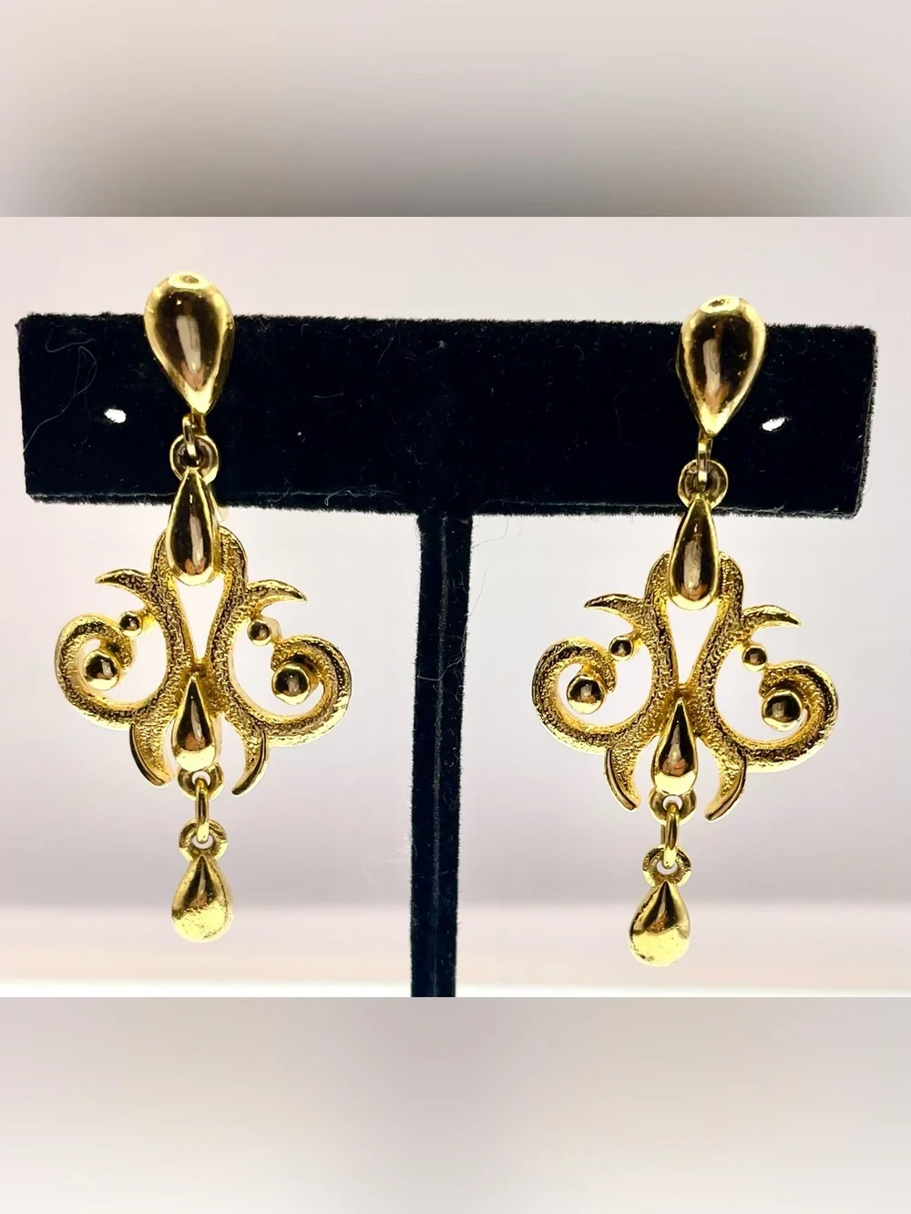 Vintage Scrollwork Dangling Drop Clip On Earrings Gold Tone 2”